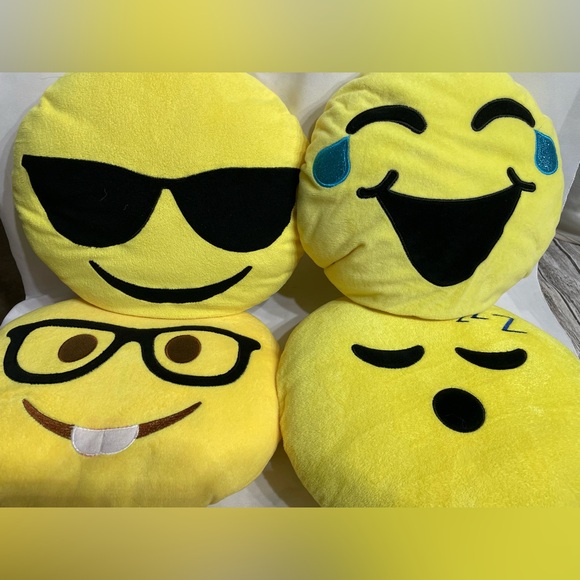 Lot of 4 12” emoji plush pillows smiley face laugh sleepy nerd cool good conditi - Picture 1 of 6